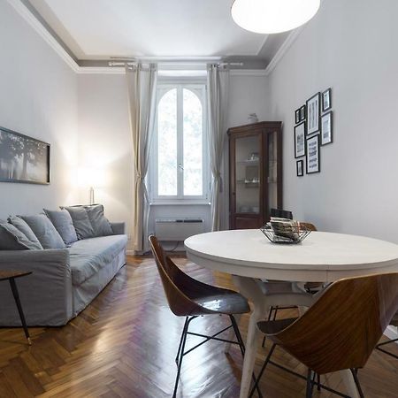 Primopiano - Monte Nero Apartment Milano Ngoại thất bức ảnh