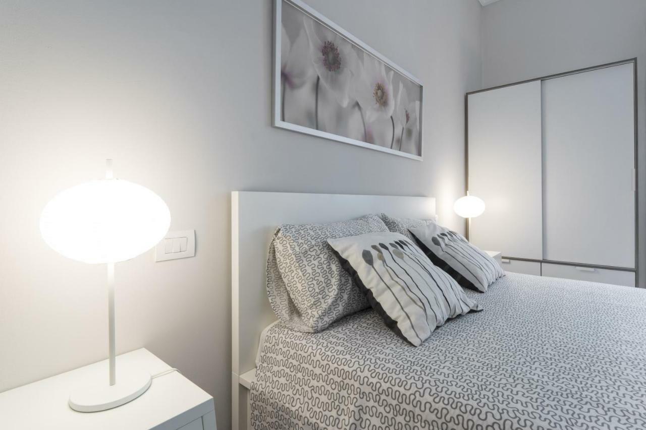Primopiano - Monte Nero Apartment Milano Ngoại thất bức ảnh